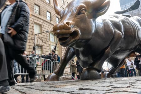 Stocks on path to 40,000
