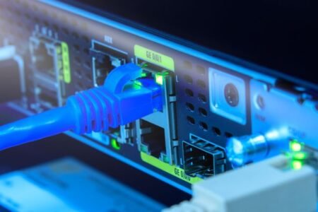Insider Purchases Worth US$820.0k See Losses As Viasat Market Value Drops To US$1.6b