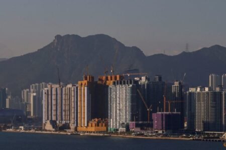 Commentary: The Fed Is making Hong Kong’s billionaire landlords anxious