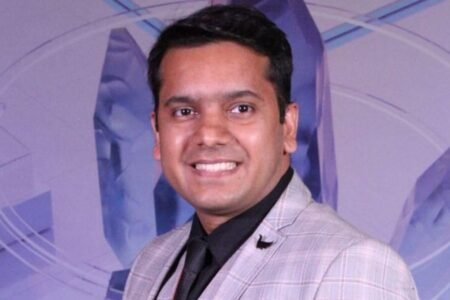 Buy or sell: Sumeet Bagadia recommends three stocks to buy on Monday — Sept 16