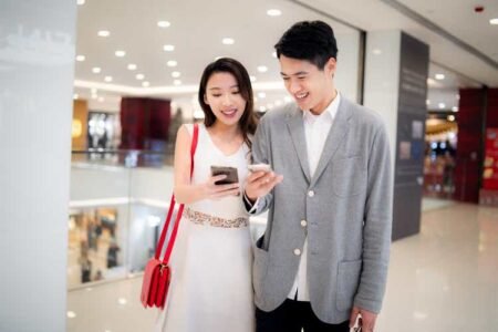 As China stumbles, these consumer companies are bucking the trend (NYSE:WMT)