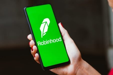 Robinhood debuts Legend for active traders, says futures markets are coming soon